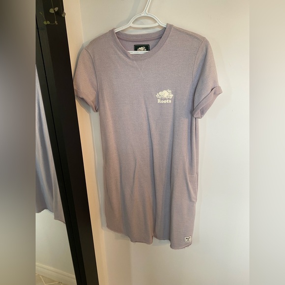 Roots Sweater Dress - Picture 1 of 4